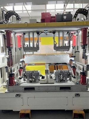 380V Hot Press Covering Machine Op Automotive Door Panel Medallion Onderdeel Laminatie Met Soft