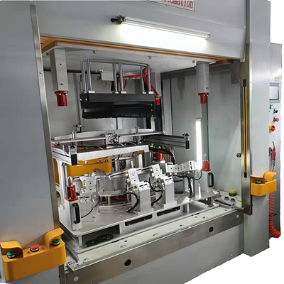 Vacuümversiering die Machine5t tot PLC maken Plastic Verpakkend Materiaal voor Auto