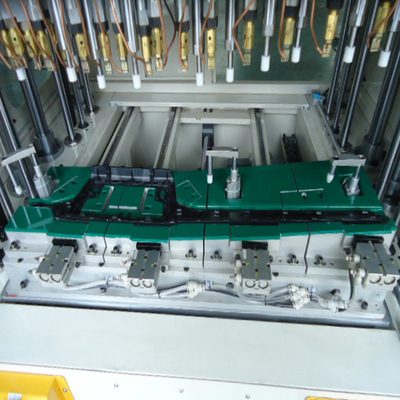 220V de hete het Vastnagelen Hete Afbakenende Machine van de Lassenmachine 3T voor Autobinnenland